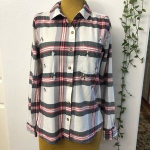 Perfect shirt with rhinestones